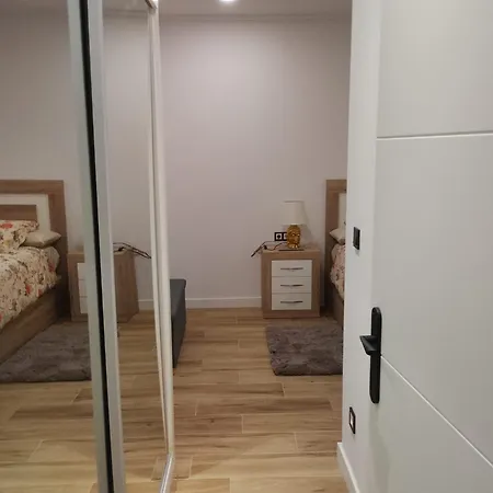 Apartamento Ayuntamiento, Casco Viejo, Reformado, Completo *